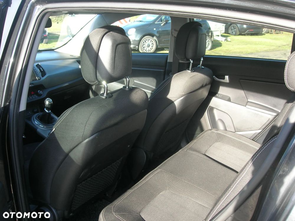 Kia Sportage ver-1-7-crdi-2wd-edition-7 - 16