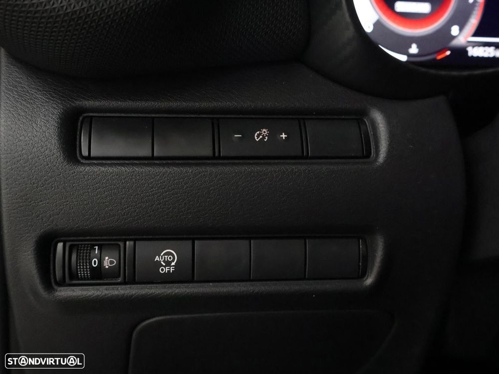 Nissan Juke 1.0 DIG-T N-Connecta DCT - 15