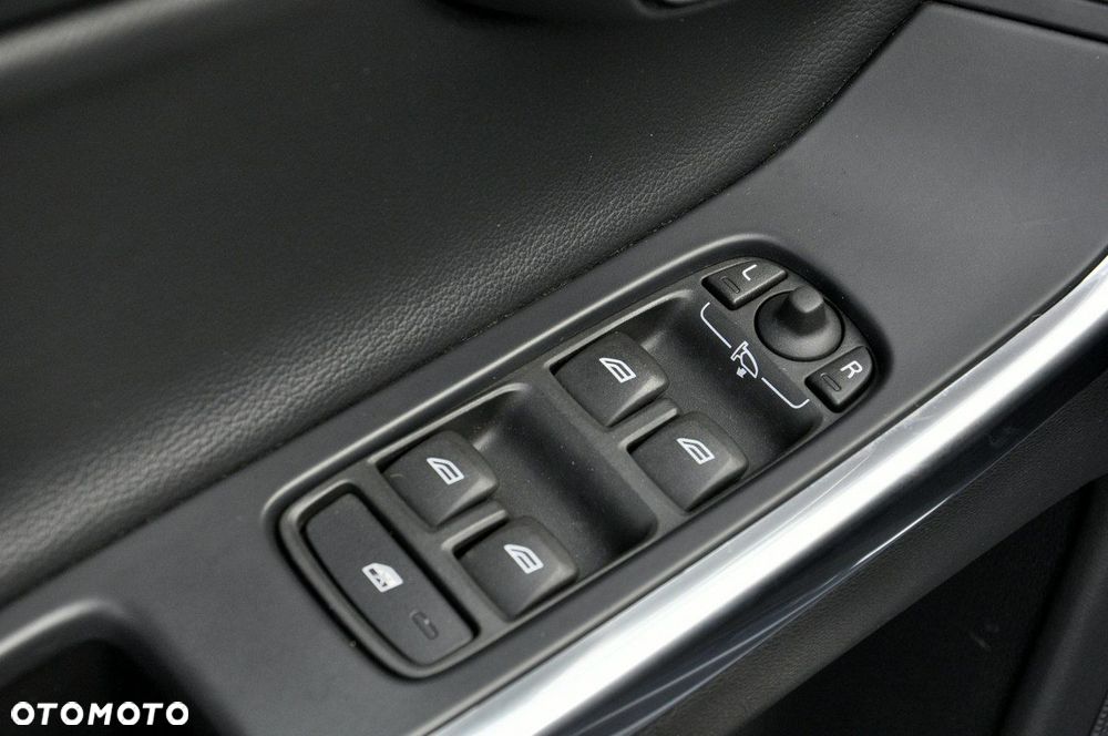 Volvo XC 60 D4 Momentum - 15