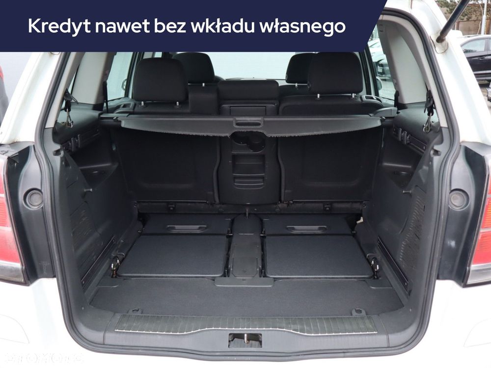 Opel Zafira - 15