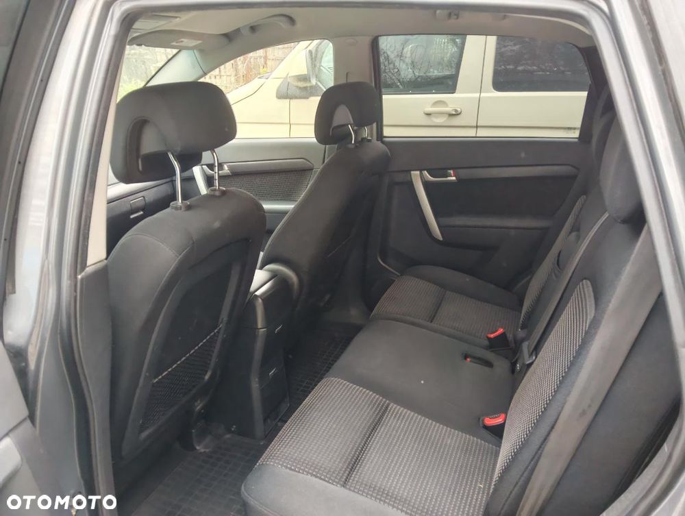 Chevrolet Captiva 2.0 d Base - 8