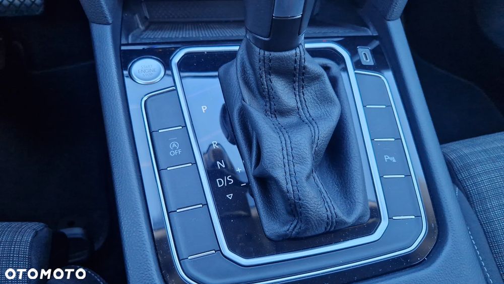 Volkswagen Passat Variant 2.0 TDI BMT Highline DSG - 21