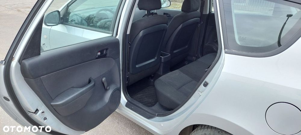 Hyundai i30 1.4 Base - 6