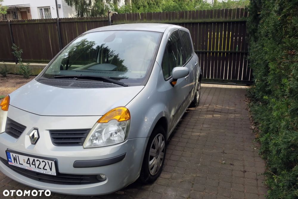 Renault Modus - 2