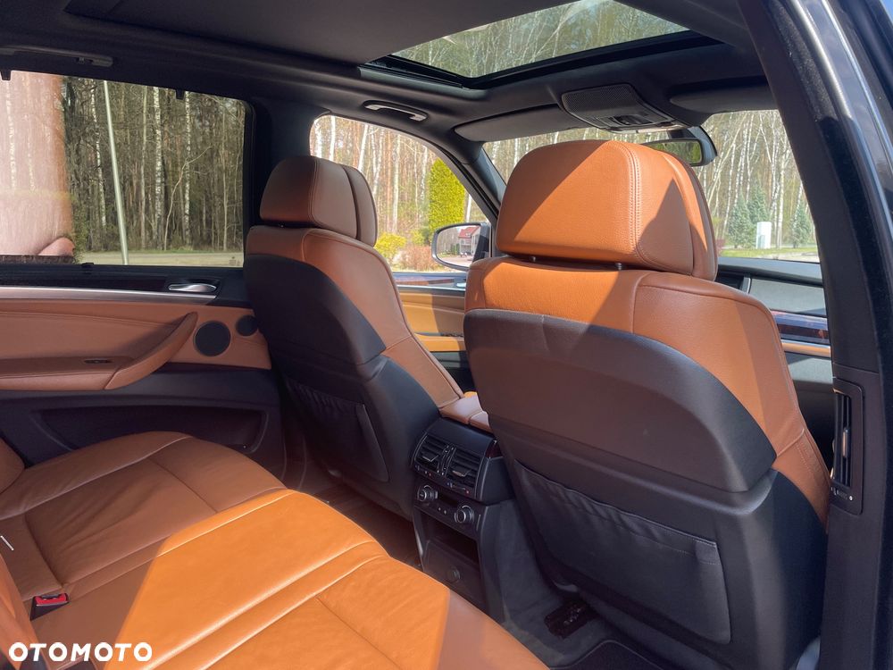 BMW X5 xDrive35d - 24