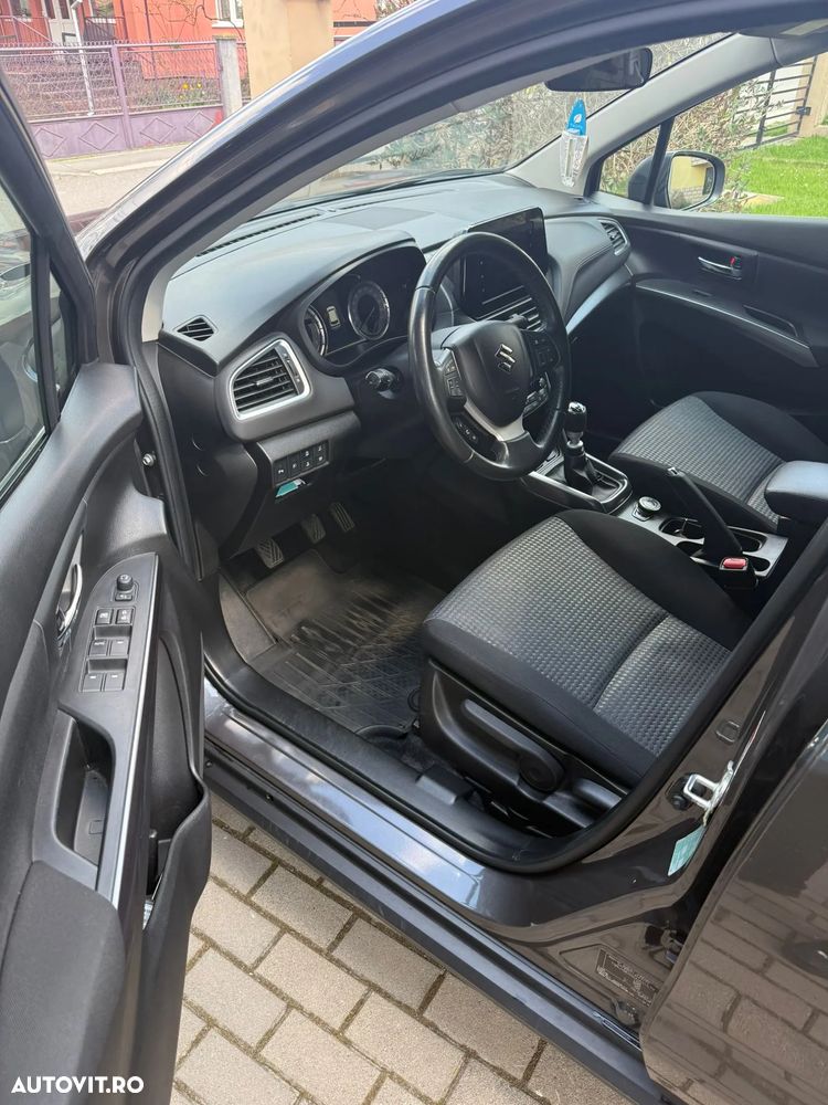 Suzuki S-Cross - 9
