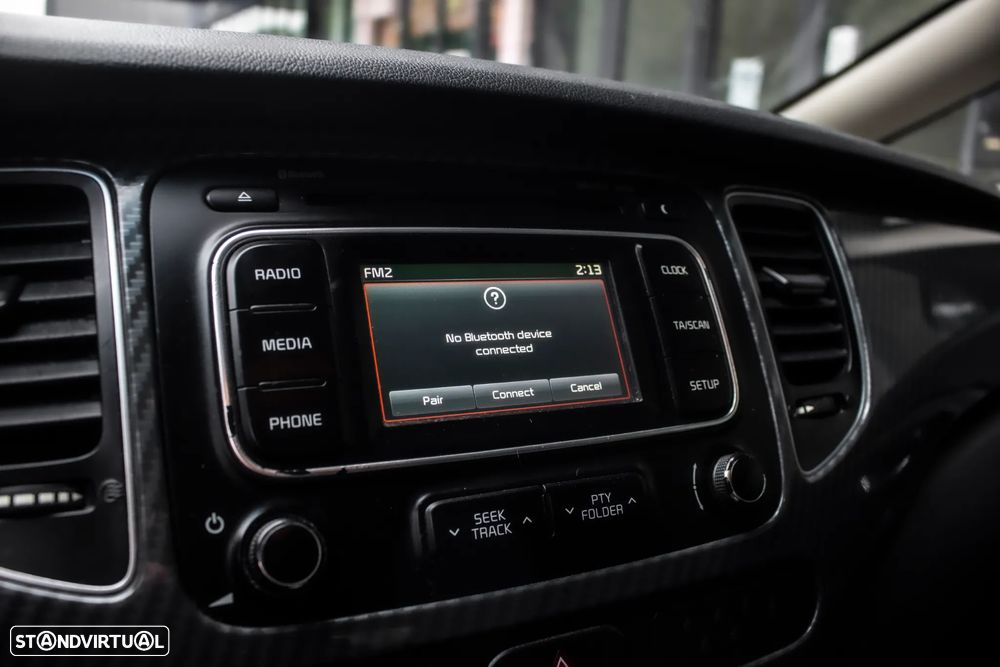 Kia Carens 1.7 CRDi ISG EX - 39