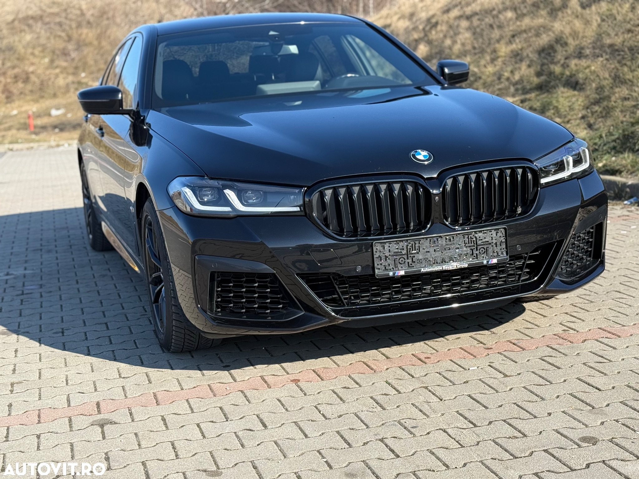 BMW Seria 5 540i xDrive AT MHEV - 3