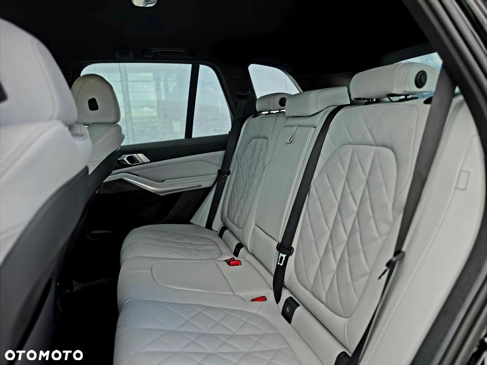 BMW X5 xDrive30d mHEV sport - 33
