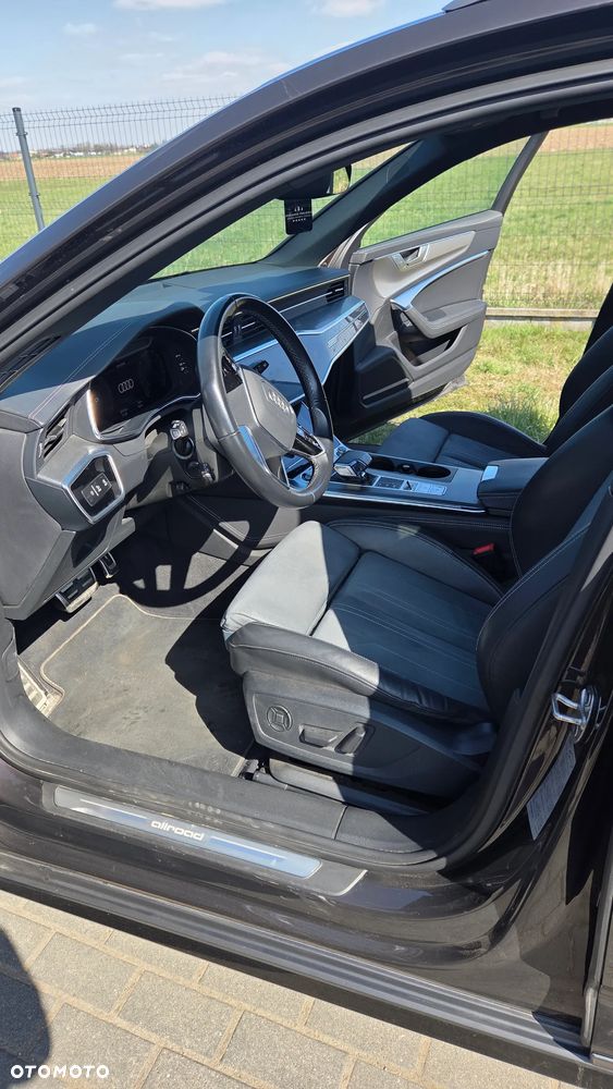 Audi A6 Allroad - 12