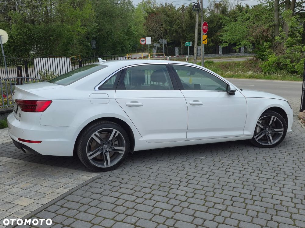 Audi A4 Limousine 2.0 TFSI quattro S tronic design - 12