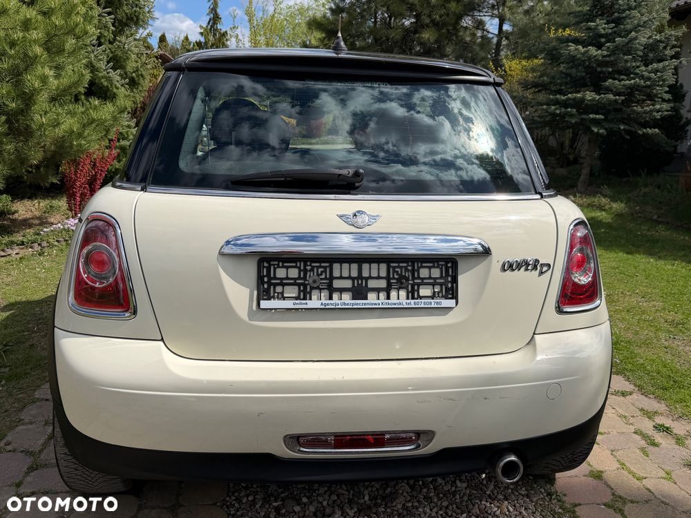 MINI Cooper D Brick Lane - 13