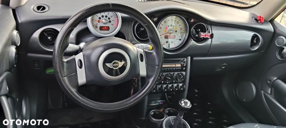 MINI ONE Standard - 9
