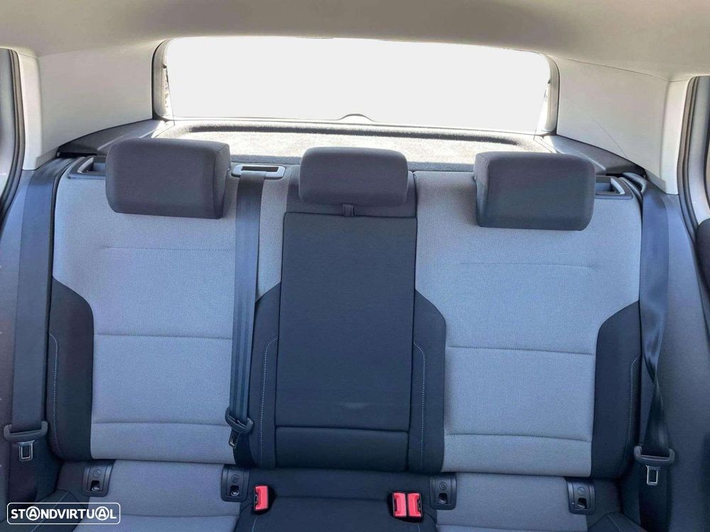VW e-Golf AC/DC - 16
