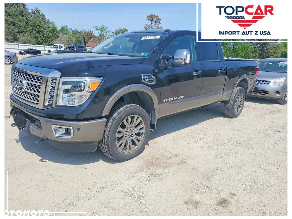 Nissan Titan - 1