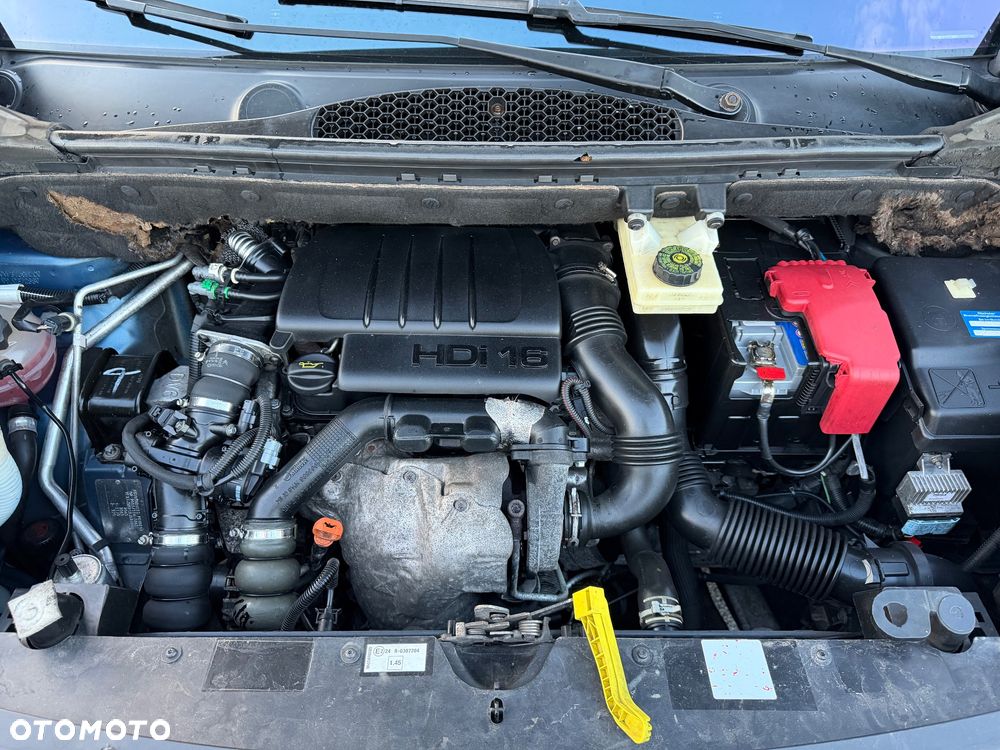 Peugeot Partner HDi FAP 110 Family - 13
