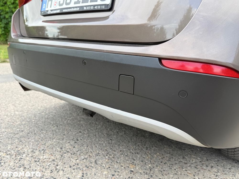 BMW X1 sDrive18i Sport Line - 17