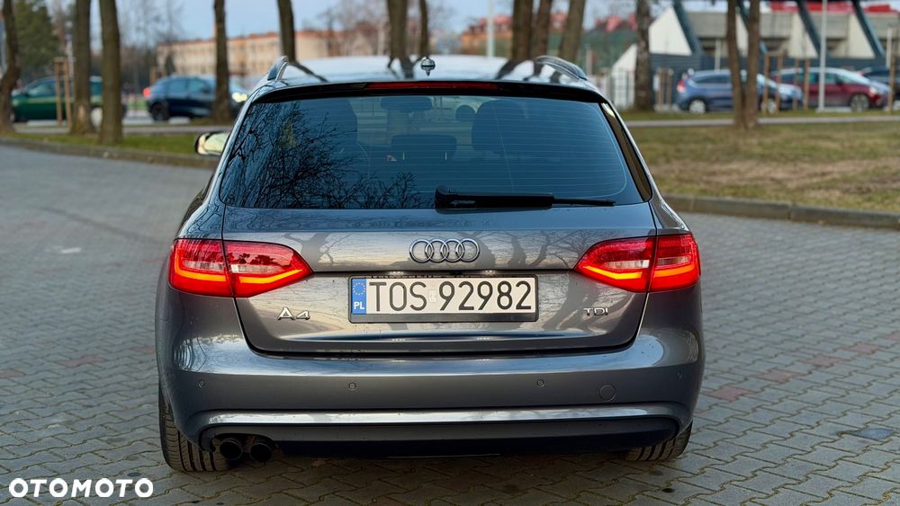Audi A4 Avant - 10