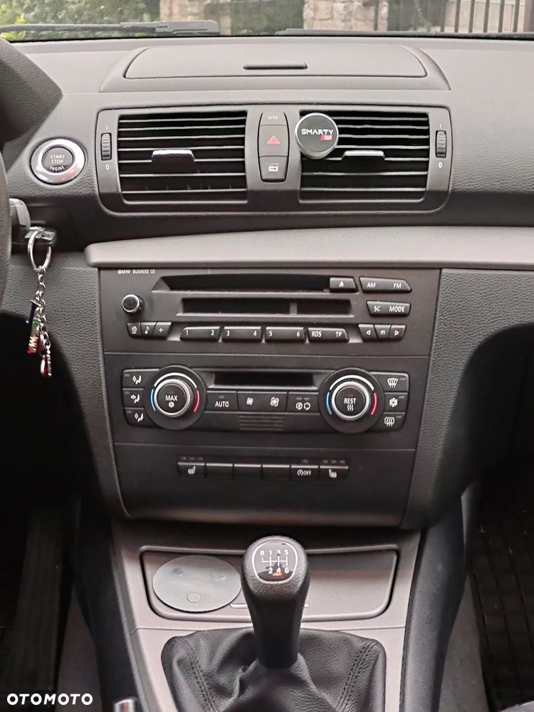 BMW Seria 1 118d - 10
