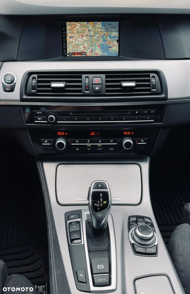 BMW Seria 5 520d Touring Sport-Aut - 13