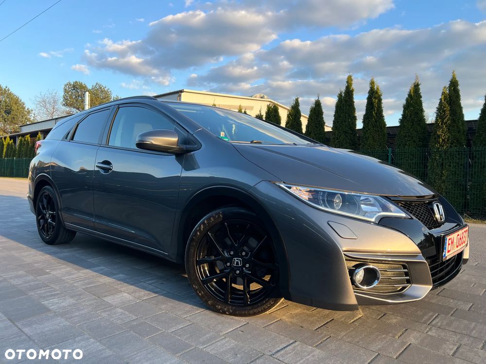 Honda Civic 1.8 i-VTEC Automatik Sport Black Edition - 3