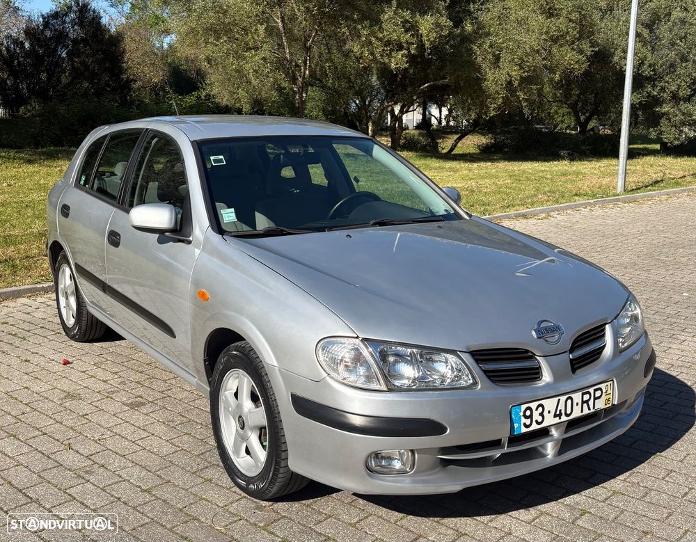 Nissan Almera 1.5 Luxury - 1