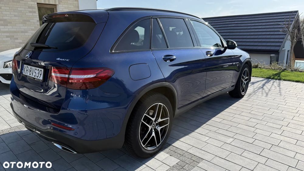 Mercedes-Benz GLC 220 d 4-Matic - 3