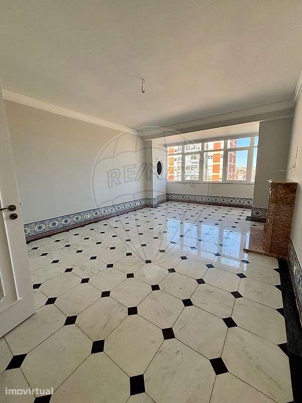 Apartamento T4 para arrendamento - Grande imagem: 4/33