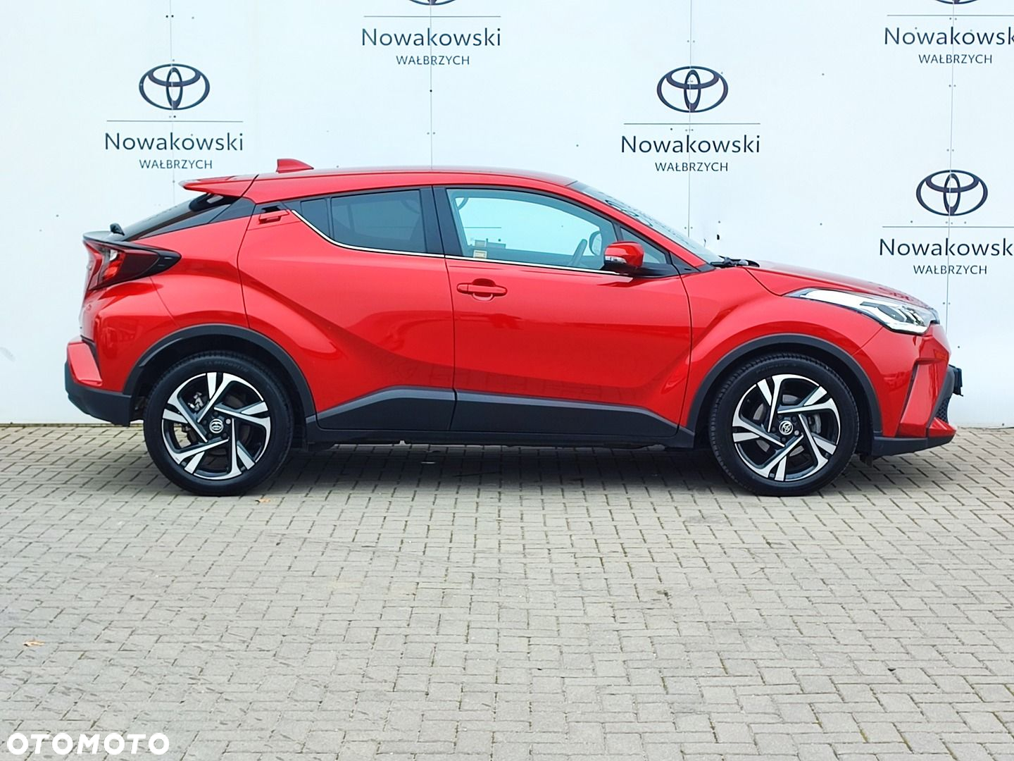 Toyota C-HR - 6