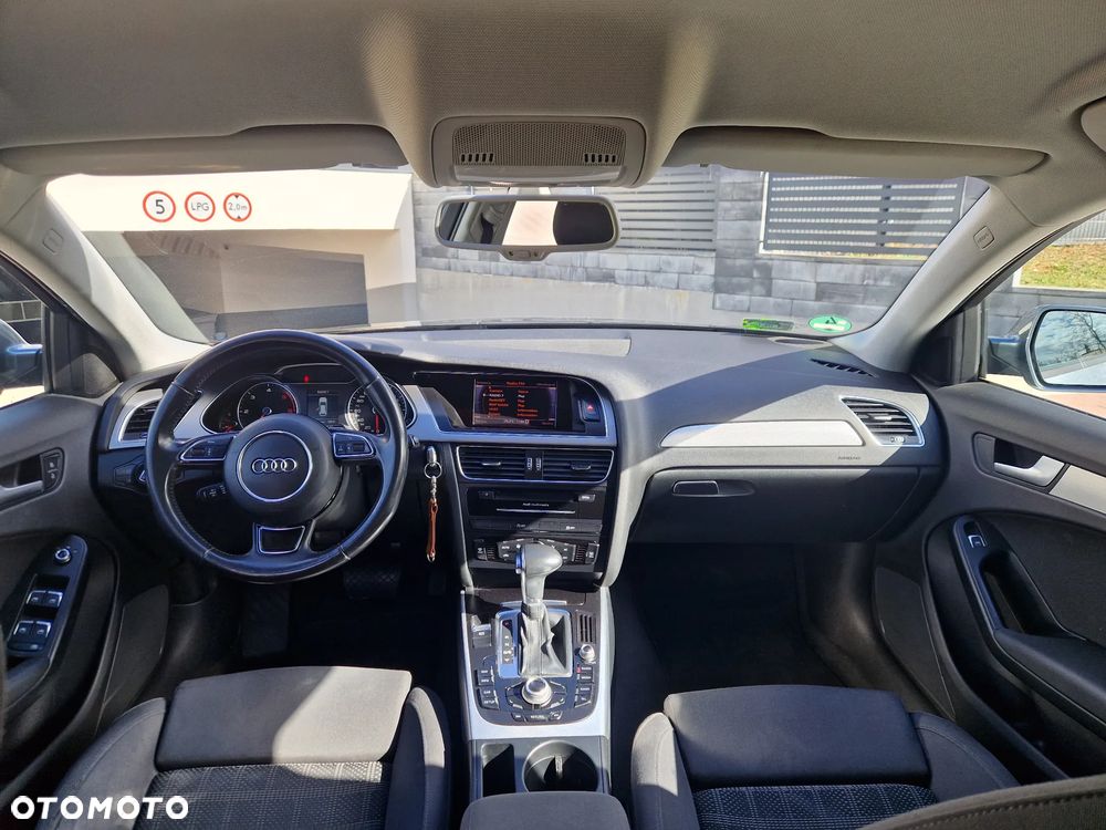 Audi A4 Avant - 11