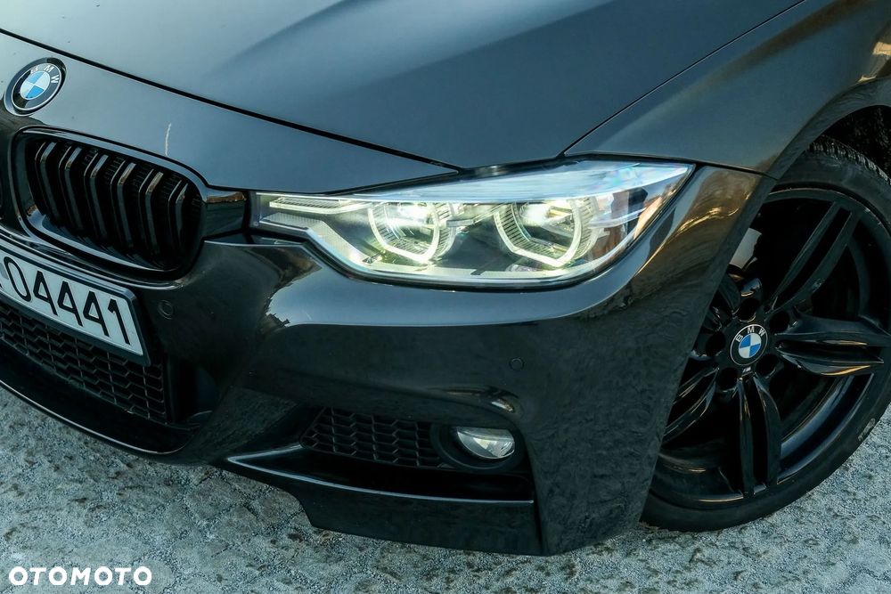BMW Seria 3 320d xDrive Luxury Line - 11