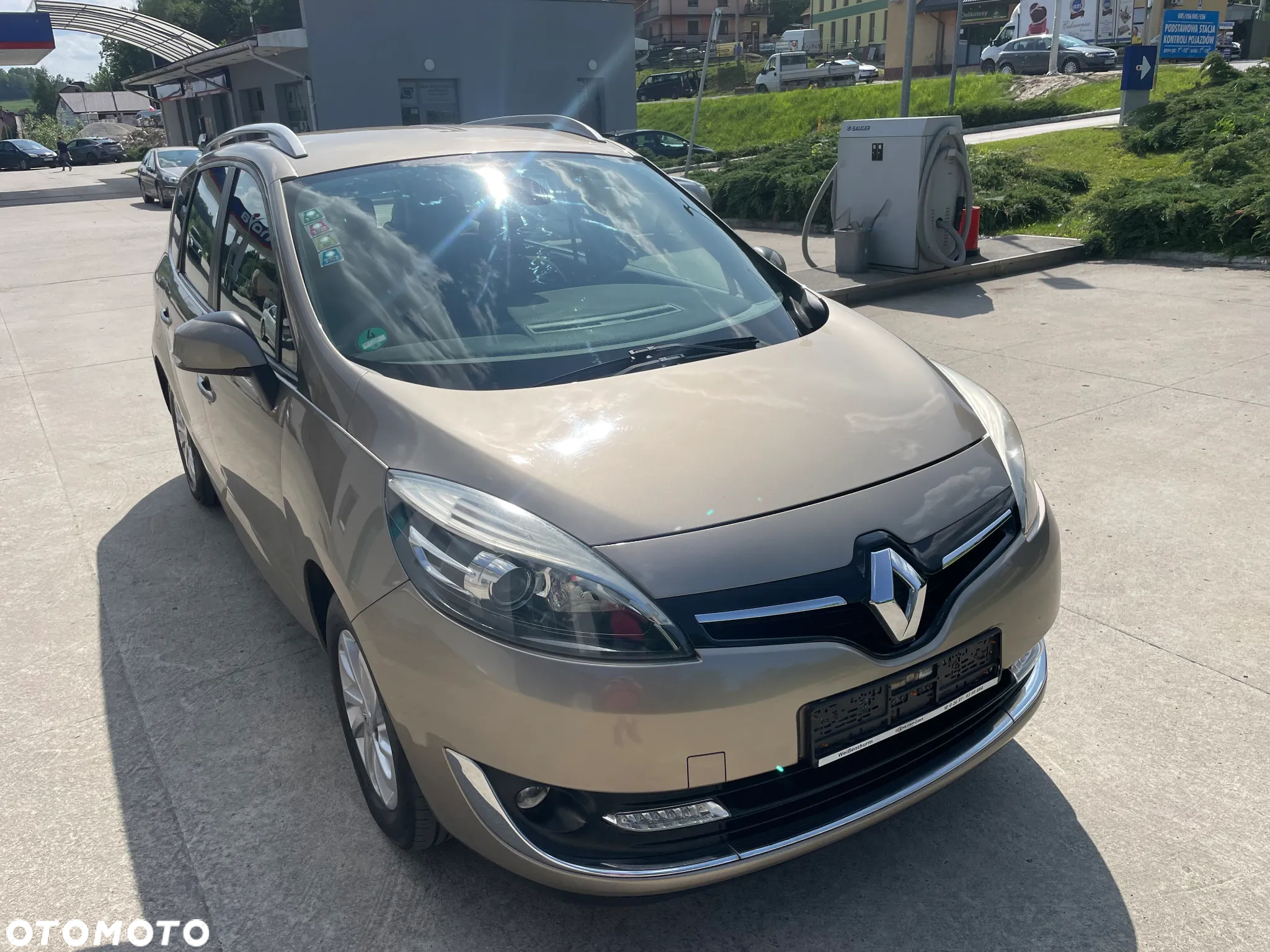 Renault Scenic ENERGY TCe 130 BOSE EDITION - 9