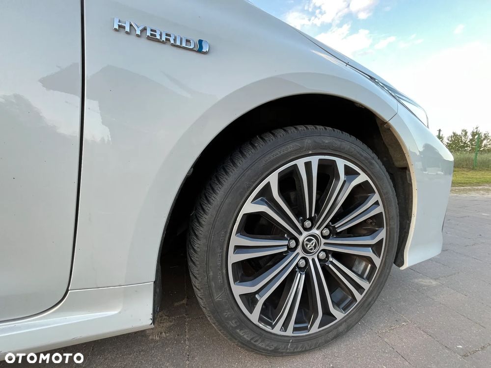 Toyota Corolla 1.8 Hybrid Comfort - 18