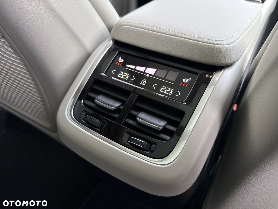 Volvo XC 60 - 13