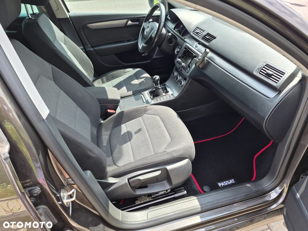 Volkswagen Passat 2.0 TDI Comfortline CityLine - 13