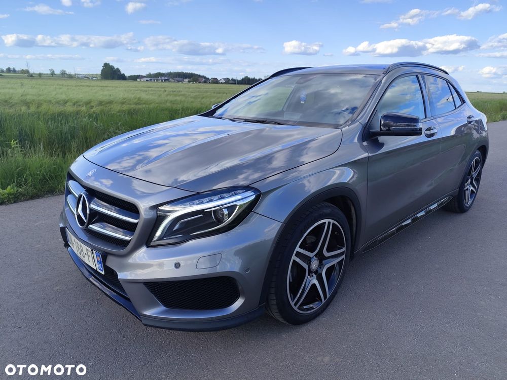 Mercedes-Benz GLA - 1