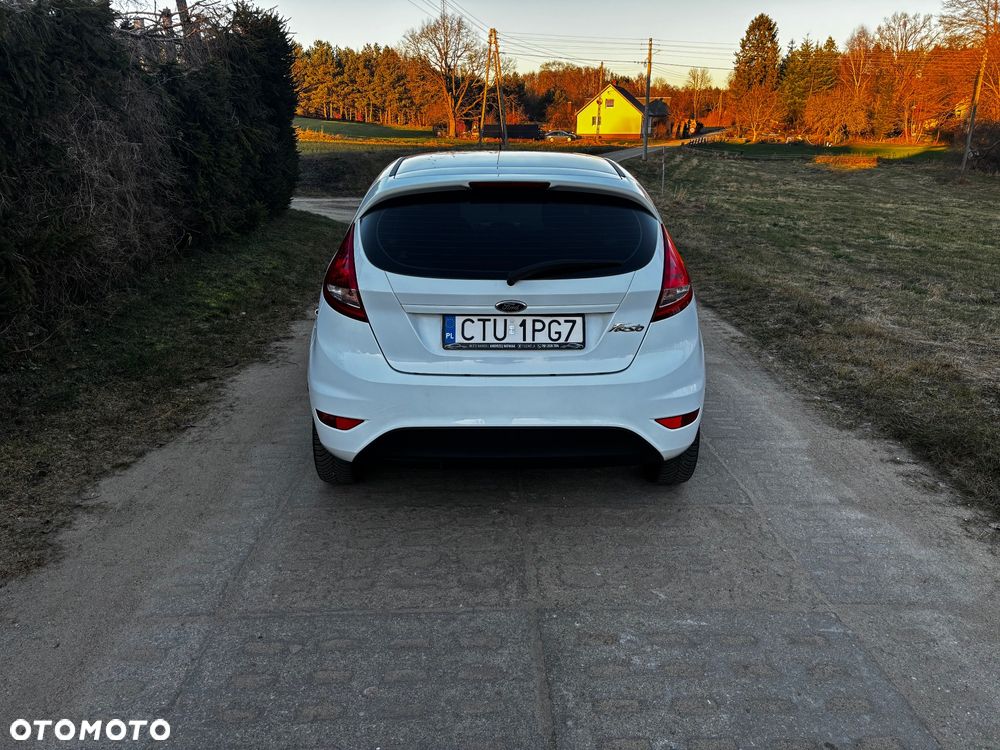 Ford Fiesta 1.25 Trend Edition - 5