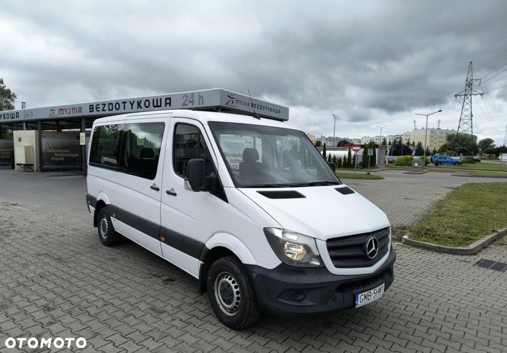 Mercedes-Benz Sprinter - 2