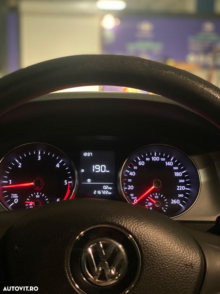 Volkswagen Golf 1.6 TDI BMT Comfortline - 20