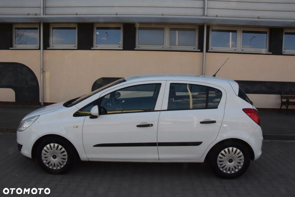 Opel Corsa 1.0 12V Cosmo - 25