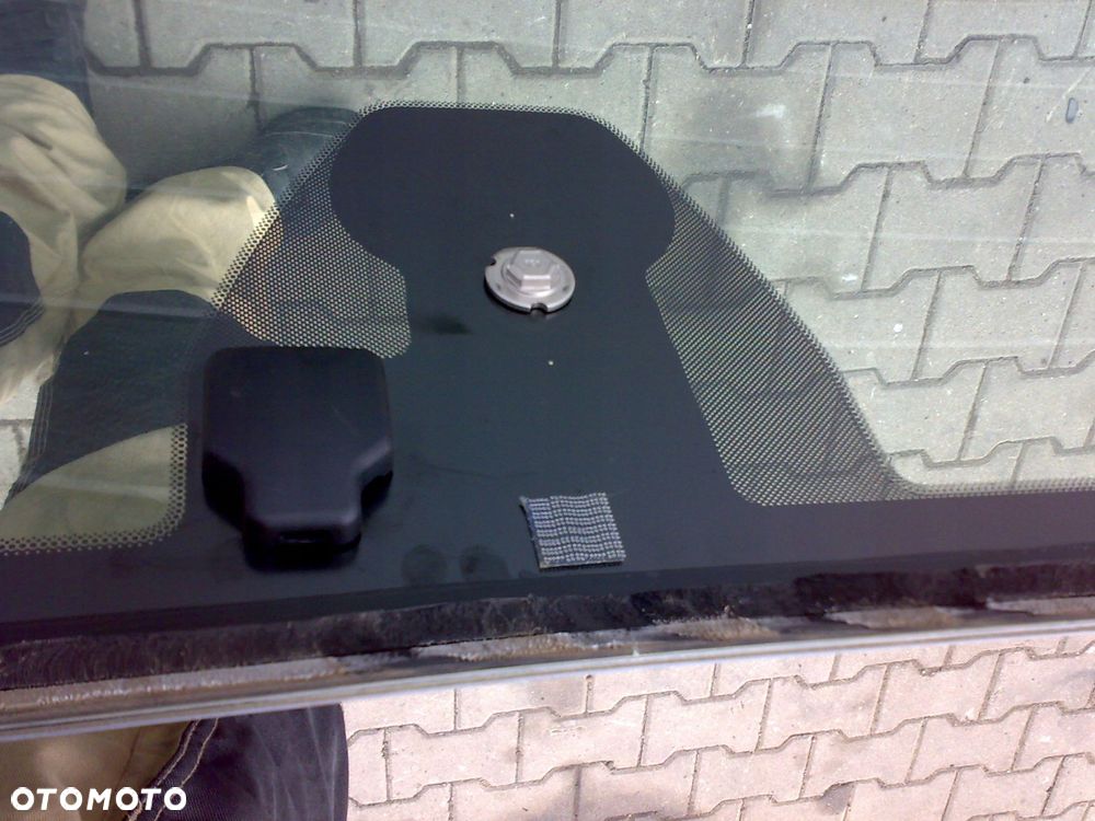 chrysler 200 200c 200s 2015- szyba przednia przód pod sensor - 2