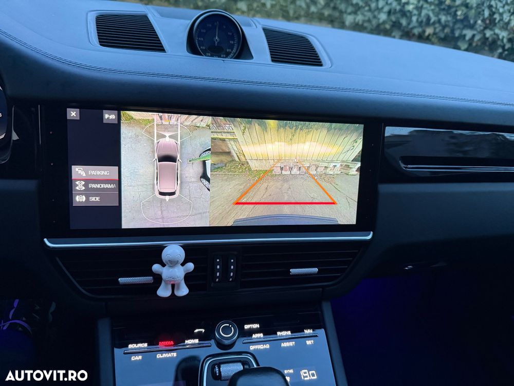 Porsche Cayenne - 18