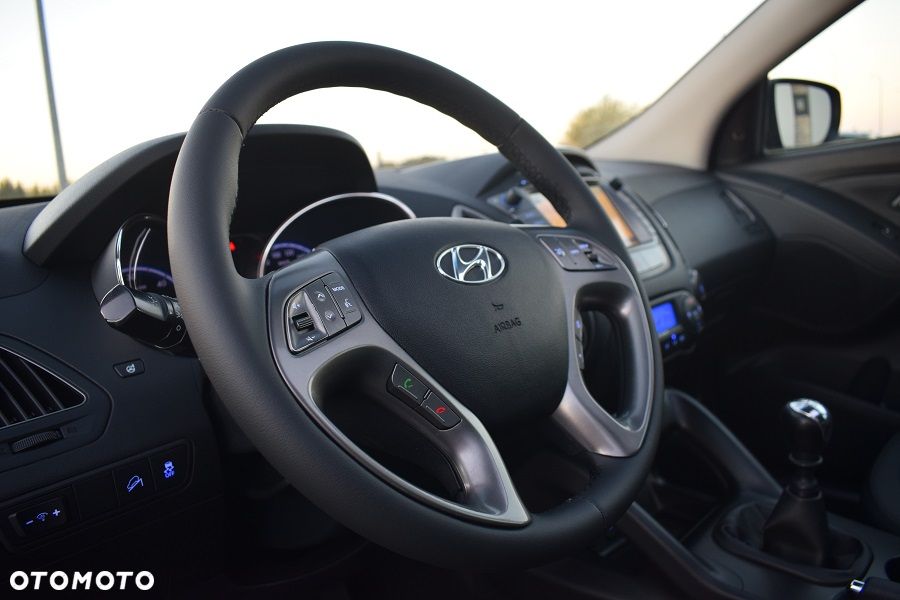 Hyundai ix35 1.7 CRDi Premium 2WD - 22