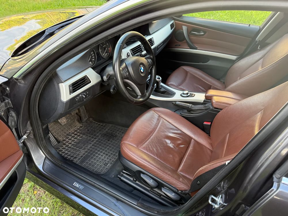BMW Seria 3 - 16