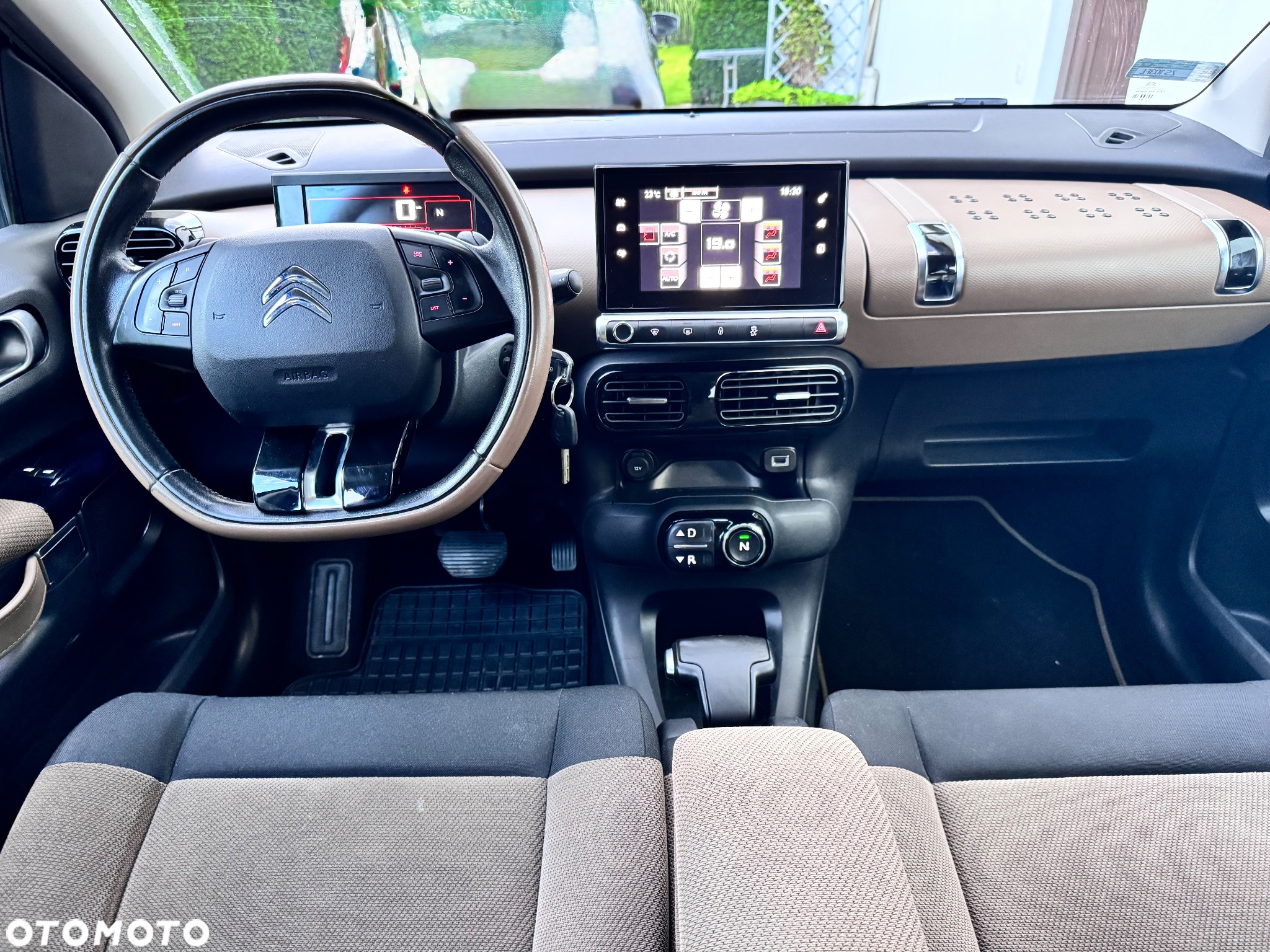 Citroën C4 Cactus 1.2 PureTech Shine S&S ETG - 10