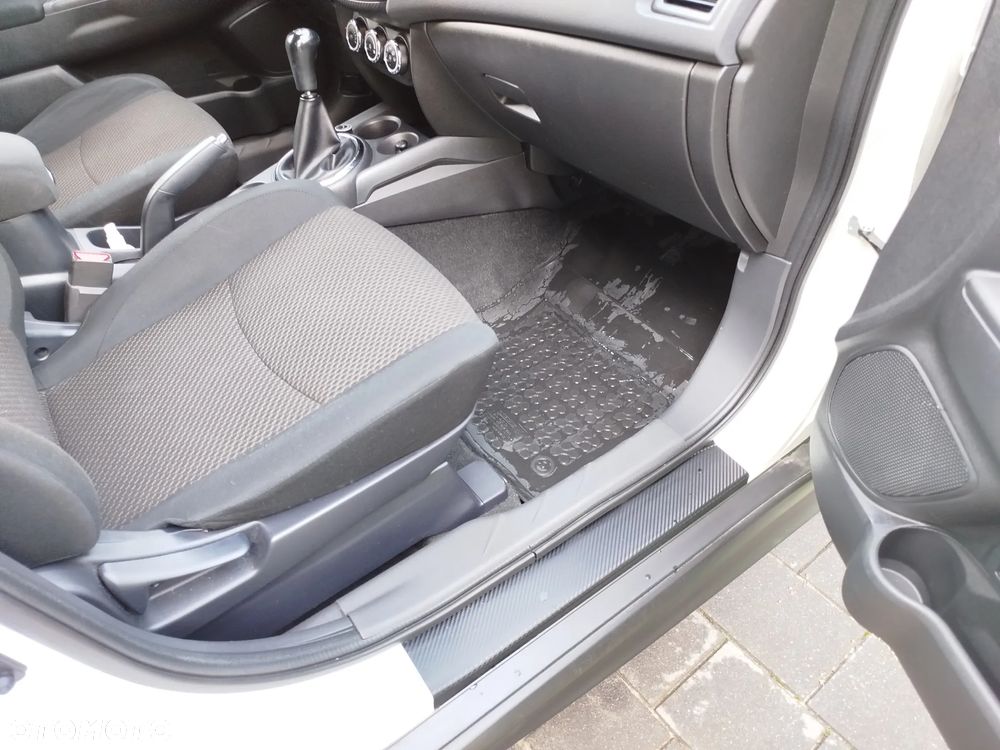Mitsubishi ASX 1.6 Active - 11