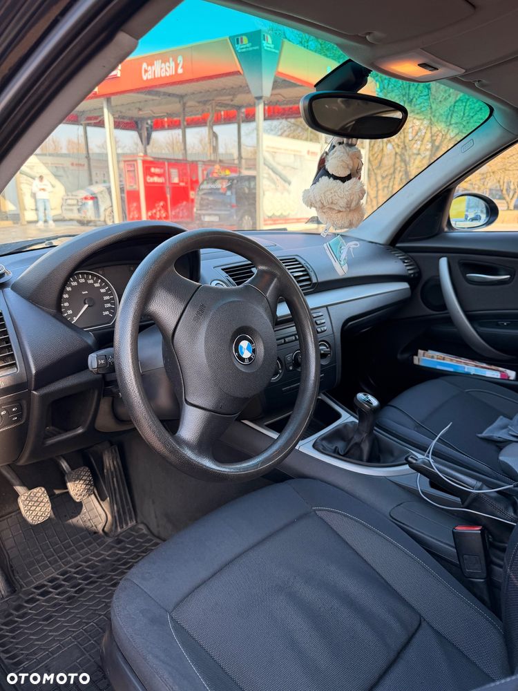 BMW Seria 1 - 9