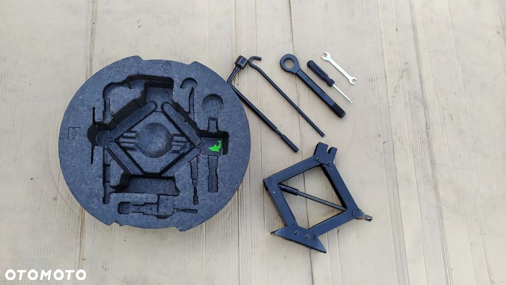 Koło dojazdowe R15 KIA CEED III  KIA VENGA   HYUNDAI i30  + zestaw - 7