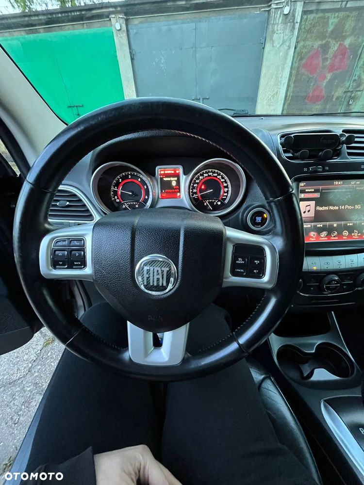 Fiat Freemont 2.0 Multijet Black Code AWD - 11