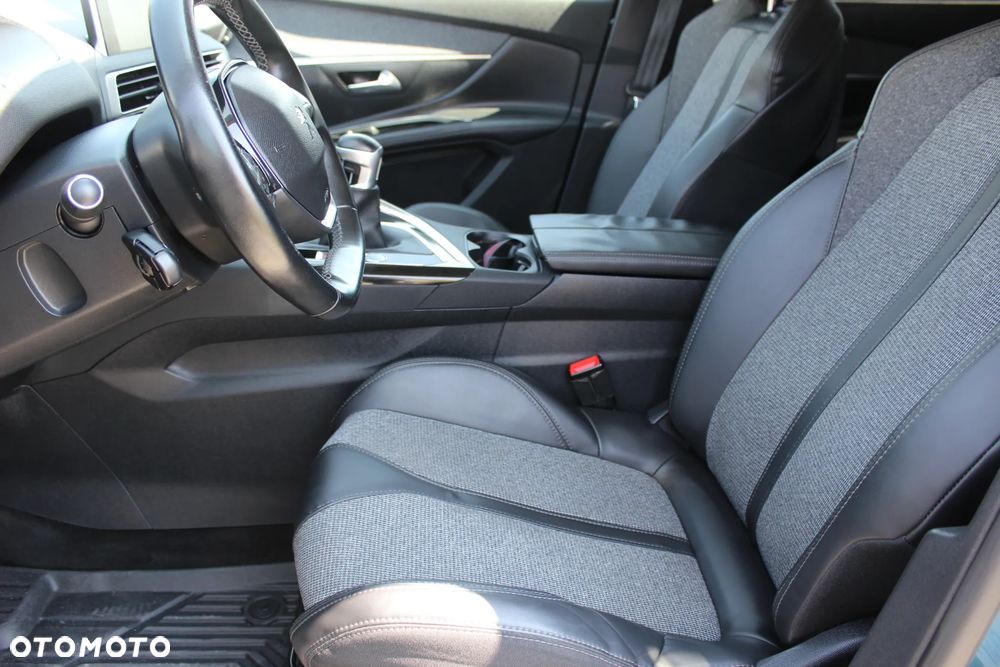 Peugeot 5008 BlueHDi 120 Allure - 13